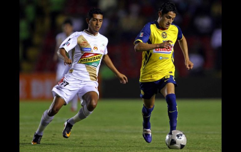 El americanista Angel Reyna durante el partido ante Monarcas. MEXSPORT  /