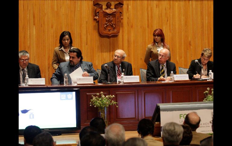 Durante el encuentro en el Paraninfo de la UdeG estuvieron presentes rectores, vicerrectores y secretarios generales. S NÚÑEZ  /