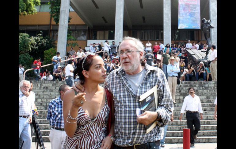 El escritor Javier Sicilia fue convocado por estudiantes universitarios para diseñar una estrategia de resistencia civil. EL UNIVERSAL  /