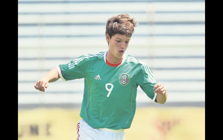 Carlos Fierro anotó uno de los cuatro goles en el triunfo mexicano. MEXSPORT  /