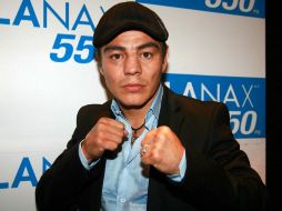 El boxeador Jorge 'Travieso' Arce tras finalizar el evento de box en la Ciudad de México. MEXSPORT  /