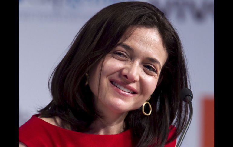 La directora general de Facebook, Sheryl Sandberg, dentro del programa de conferencias eG-8.  /