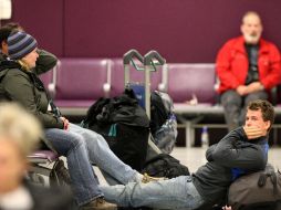 Prevén que se comienze a regularizar la situación en los aeropuertos. AP  /