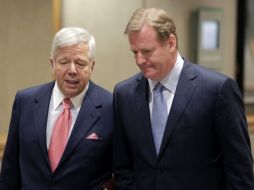 Roger Goodell, comisionado de la NFL, llega a una reunión en Indianápolis. AP  /