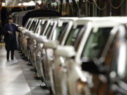 GM tiene previsto producir 16 mil Volt y Ampera este año y aumentar la producción a 60 mil en 2012. AP  /