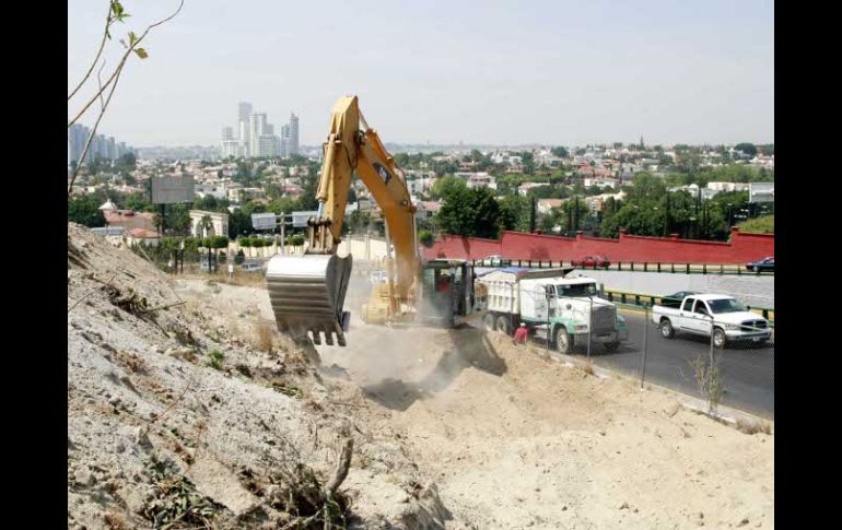 Inicio de obras de adecuación en Acueducto y Periférico. E. PACHECO  /