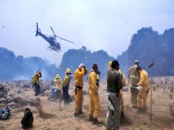 Autoridades estiman que el incendio en Cerro Viejo, en Tlajomulco, afectó más de mil hectáreas. ESPECIAL  /