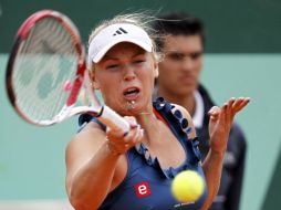 Caroline Wozniacki no pudo ante Daniela Hantuchova en Roland Garros. REUTERS  /