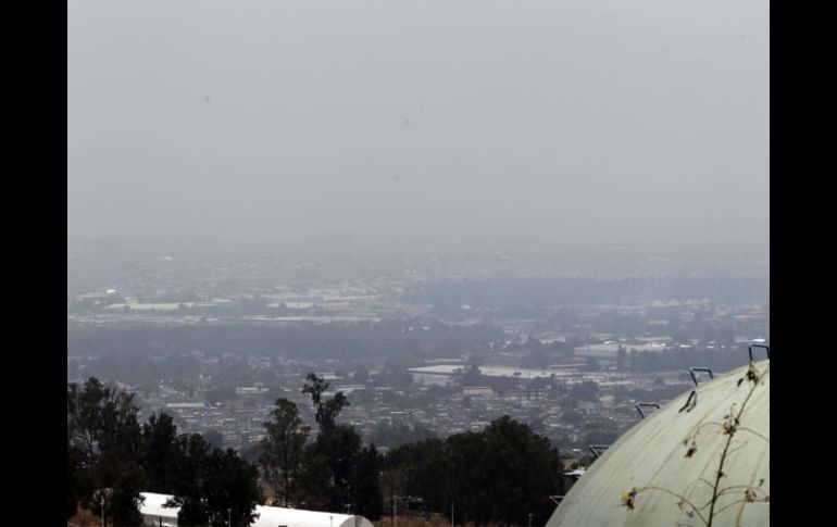 El día de ayer se alertó por la contaminación ambiental en Oblatos. A. GARCÍA  /