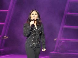 Ana Gabriel logró la empatía necesaria con los asistentes que se dieron cita en el Auditorio Telmex. E. PACHECO  /