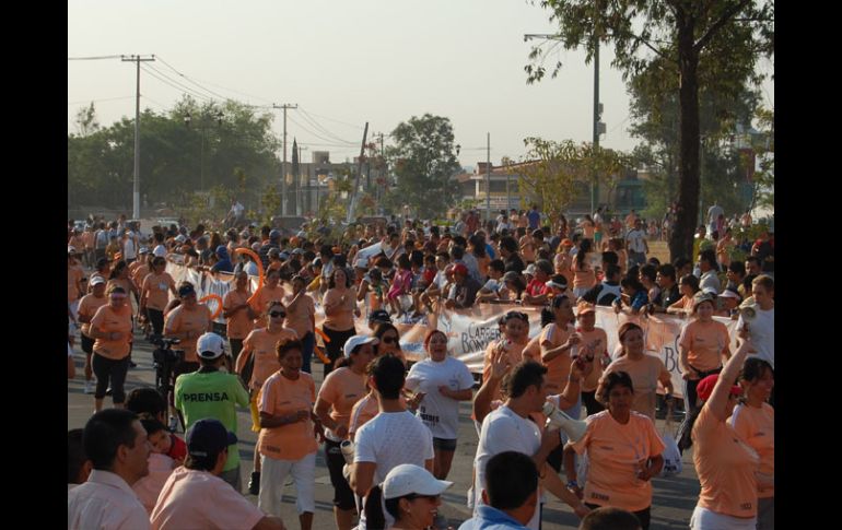 Desde muy temprano mujeres asistieron al Parque Metropolitano para participar en la séptima edición de la carrera. ESPECIAL  /