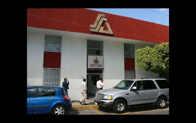 Desde ayer está prohibido fumar en cualquier área dentro de las instalaciones de la Secretaría de Salud Jalisco. ARCHIVO  /