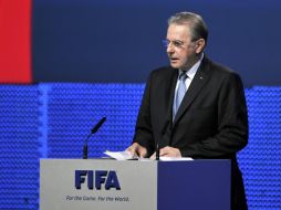 El presidente del Comité Olímpico Internacional, Jacques Rogge, durante el 61º Congreso  de la FIFA. AFP  /