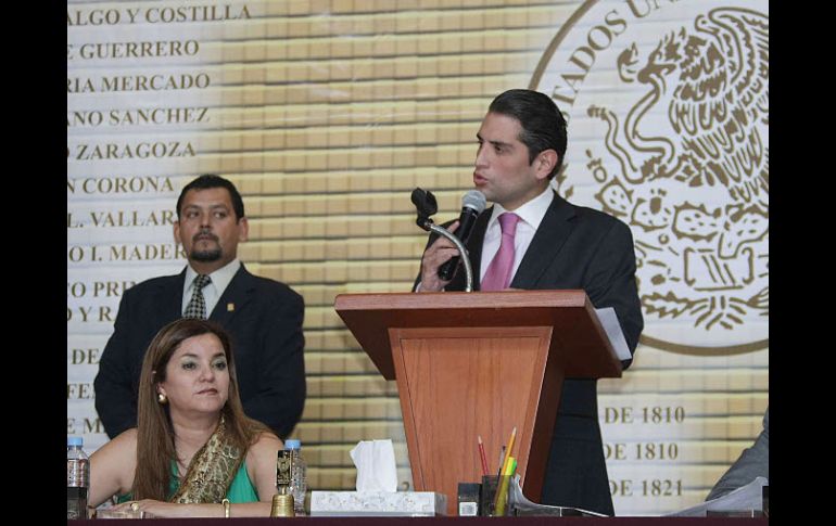 El diputado local Enrique Aubry de Castro dijo que en ningún momento se habló de un corte con el PRI. M. FREYRIA  /