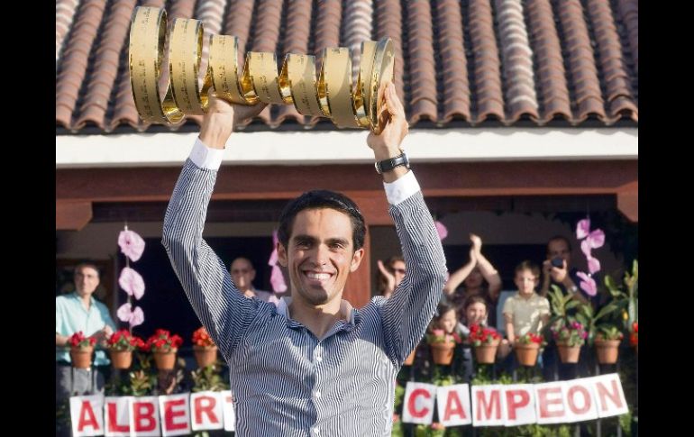 El ciclista español Alberto Contador asegura que terminó muy cansado del Giro de Italia, el cual ganó.NTX  /