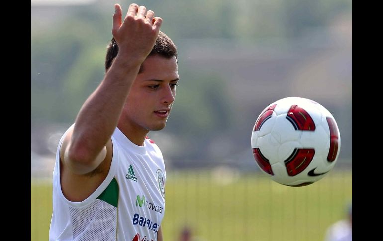 Javier Hernández se prepara para debutar en la Copa Oro 2011 el domingo ante el Salvador. MEXSPORT  /