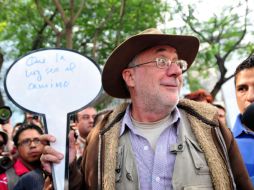 Javier Sicilia participa en la caravana por la 'paz, justicia y dignidad' en la Ciudad de México. EFE  /