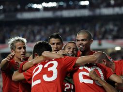 Los jugadores de Portugal celebran su gol ante Noruega. AFP  /