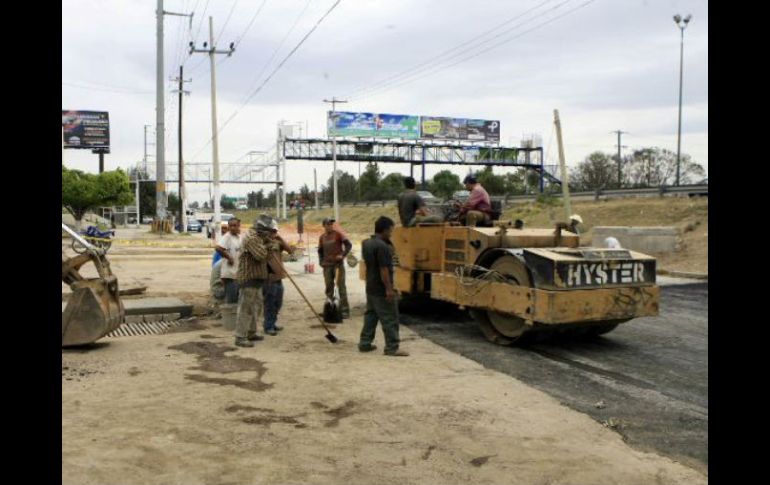 Cruce del Periférico Manuel Gómez Morín y la avenida Santa Esther, en Zapopan, zona donde se planea una obra vial. ARCHIVO  /