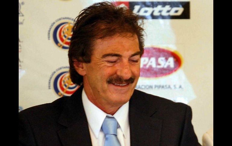 Ricardo La Volpe busca que Costa Rica gane por primera vez la Copa Oro. MEXSPORT  /