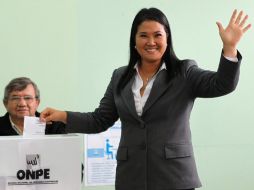 Keiko Fujimori, candidata de Fuerza 2011, emite su voto este domigo. REUTERS  /