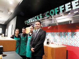 Grupo Alsea es operador de marcas como Starbucks Coffee, Domino’s Pizza y Burger King, entre otras. ARCHIVO  /