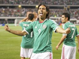 Aldo de Nigris festejando su anotación. AFP  /