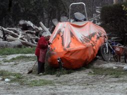 La nube de cenizas expulsada por el volcán Peyehue alcanza los 12 mil metros de altura. AFP  /