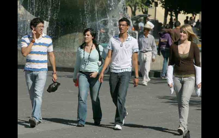 En Jalisco sólo tres de cada 10 jóvenes de entre 16 y 29 años se encuentran empleados. ARCHIVO  /