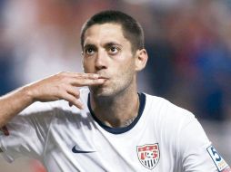 Clint Dempsey celebra su anotación, la segunda para Estados Unidos. MEXSPORT  /