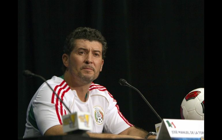 José Manuel de la Torre durante la conferencia de prensa de la Copa Oro. MEXSPORT  /