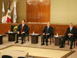 Los aspirantes a la gobernatura del Estado de México, durante el debate celebrado en las instalaciones del IEEM en Toluca. EL UNIVERSAL  /