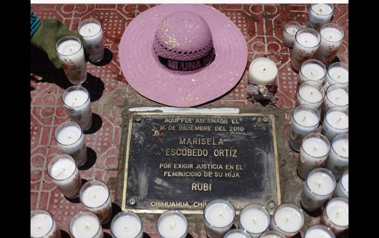 Placa en honor de la activista Marisela Escobedo Ortiz, ejecutada cuando exigía justicia por la muerte de su hija Rubí Frayre. REUTERS  /