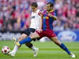 El jugador de Barcelona, Javier Mascherano, se enfrenta a Hernández en la final de la Champions League. MEXSPORT  /