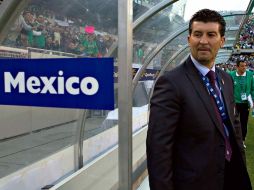 El técnico de la Selección mexicana, José Manuel de la Torre, durante el partido ante Costa Rica. MEXSPORT  /