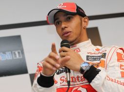 Lewis Hamilton asegura que es un afortunado por estar en McLaren ya que es uno de los mejores equipos. AFP  /