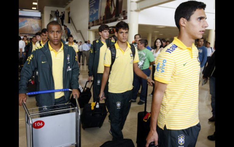 Los jugadores de la Selección Sub-17 de Brasil arribando a la Ciudad de Guadalajara.EFE  /