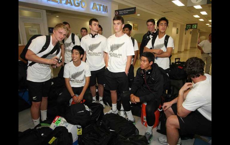 El equipo Sub-17 de los All Whites ya se encuentra en la sede de Torreón. MEXSPORT  /