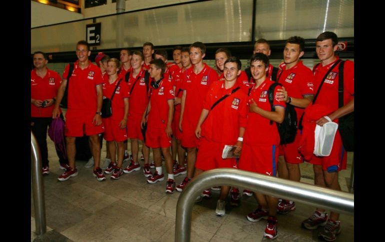 Los jugadores de la Republica Checa del equipo Sub 17,luego de su llegada a Monterrey. MEXSPORT  /