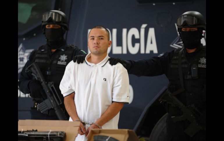 La Policía Federal de México presenta a a Edgar Huerta Montiel, alias 'El Wuache'. EFE  /