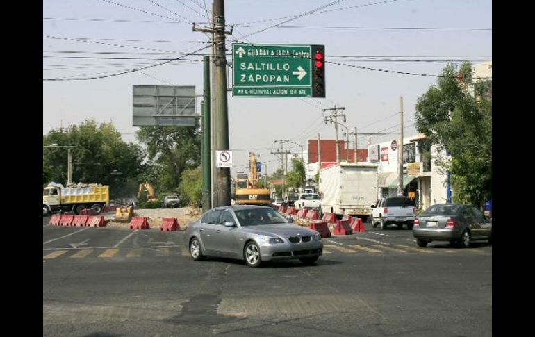 El área a rehabilitar en Circunvalación Oblatos es de 18 mil 989 metros cuadrados. ARCHIVO  /