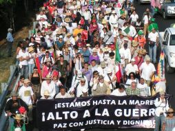 El Movimiento por la Paz ha encabezado marchas en demanda de un alto a la violencia en el país. ARCHIVO  /