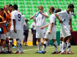 Jugadores de Estados Unidos durante juego de Mundial México Sub-17. MEXSPORT  /