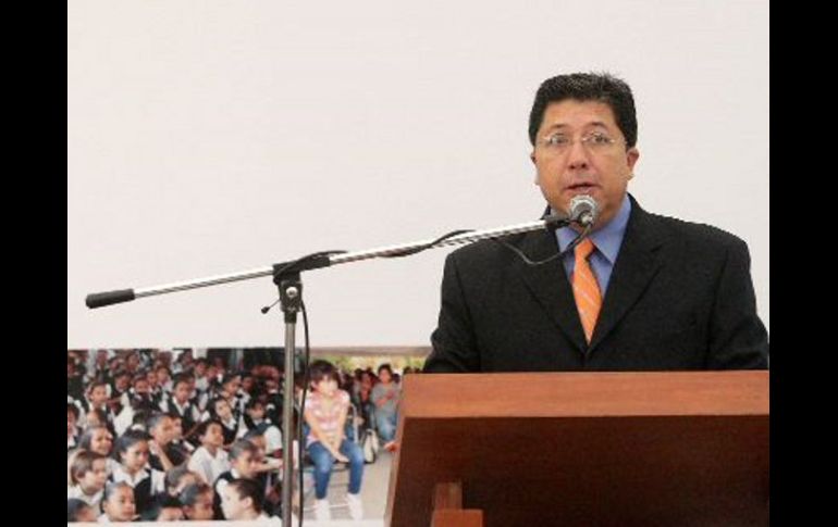 El secretario de Educación Jalisco, Antonio Gloria Morales, dijo no estar en contra de la prueba. ARCHIVO  /