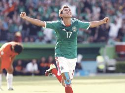 El jugador de Chivas, Giovani Casillas, celebra el primer gol del equipo mexicano. MEXSPORT  /