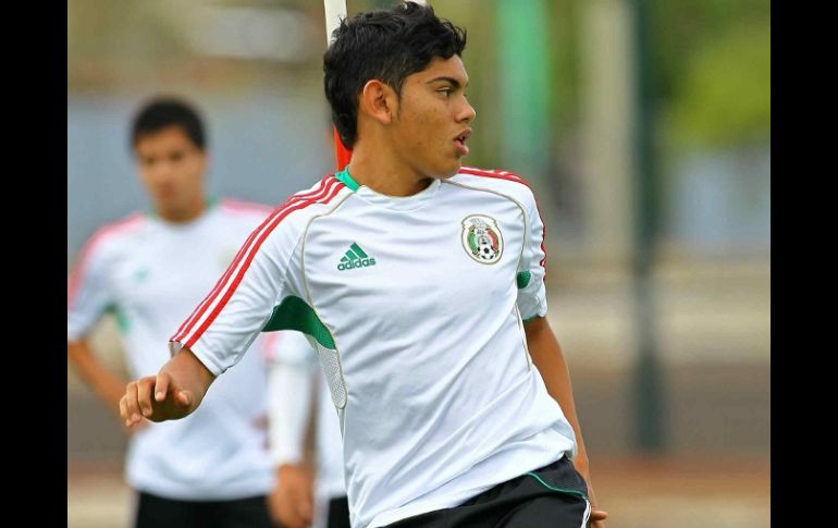 El mediocampista de la Selección, Jorge Espericueta durante sesión de entrenamiento. MEXSPORT  /