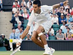 El serbio Novak Djokovic protagonizó, junto a su rival Marcos Baghdatis, el encuentro más emocionante del sábado. AFP  /