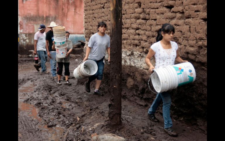 Se detectaron 14 viviendas afectadas tras el deslave del Cerro Viejo sucedido el día sábado pasado. A. HINOJOSA  /