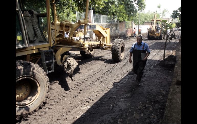 En la zona afectada, continúan los trabajos de limpieza y restauración. ADA HINOJOSA  /