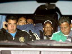 Los ocho jugadores castigados salieron ayer de Buenos Aires rumbo a la Ciudad de México. EFE  /